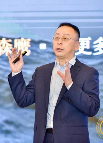 Survival and development of enterprises - Mr. Bian's speech at the 21st China International Door and Window Curtain Wall Technology Exchange Seminar