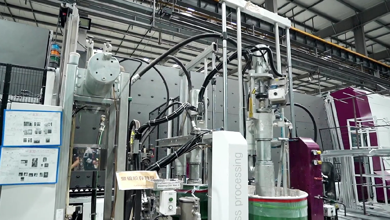 King of streamline production, full process automation, and deep glass processing